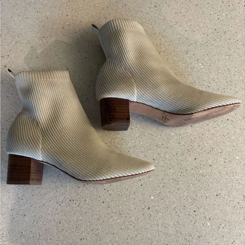 Beige Ribbed Sweatered Ankle Boots by Joie